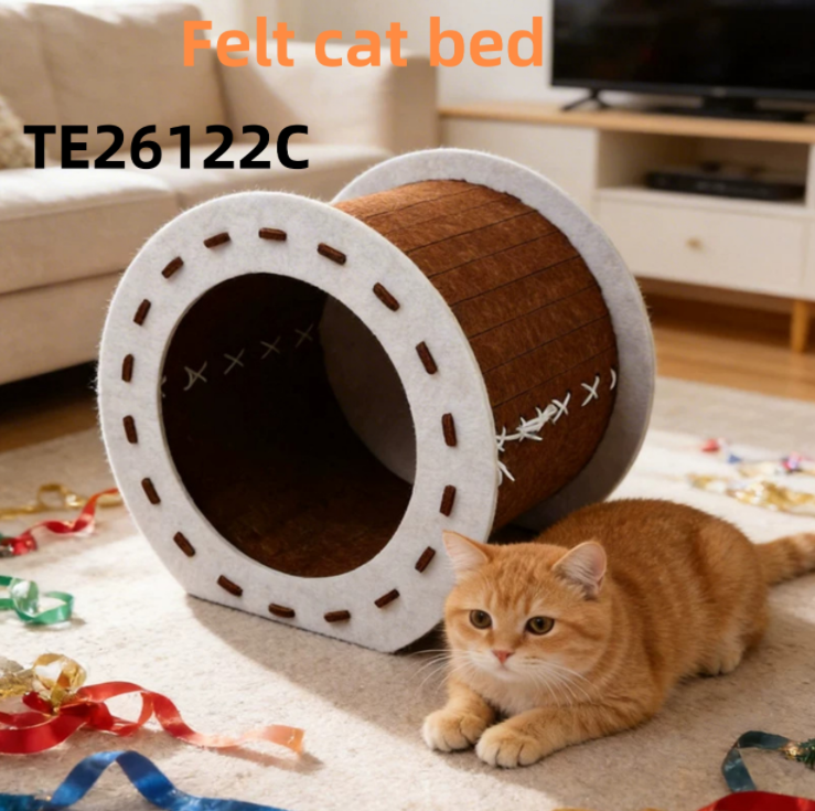 Felt cat beds and cat tunnels suitable for all seasons